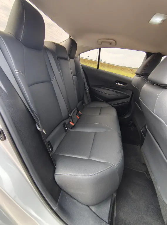 TOYOTA Corolla - Foto