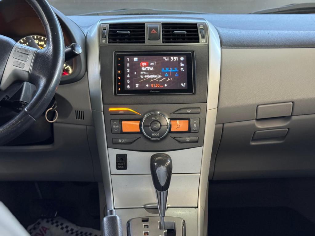 TOYOTA Corolla - Foto