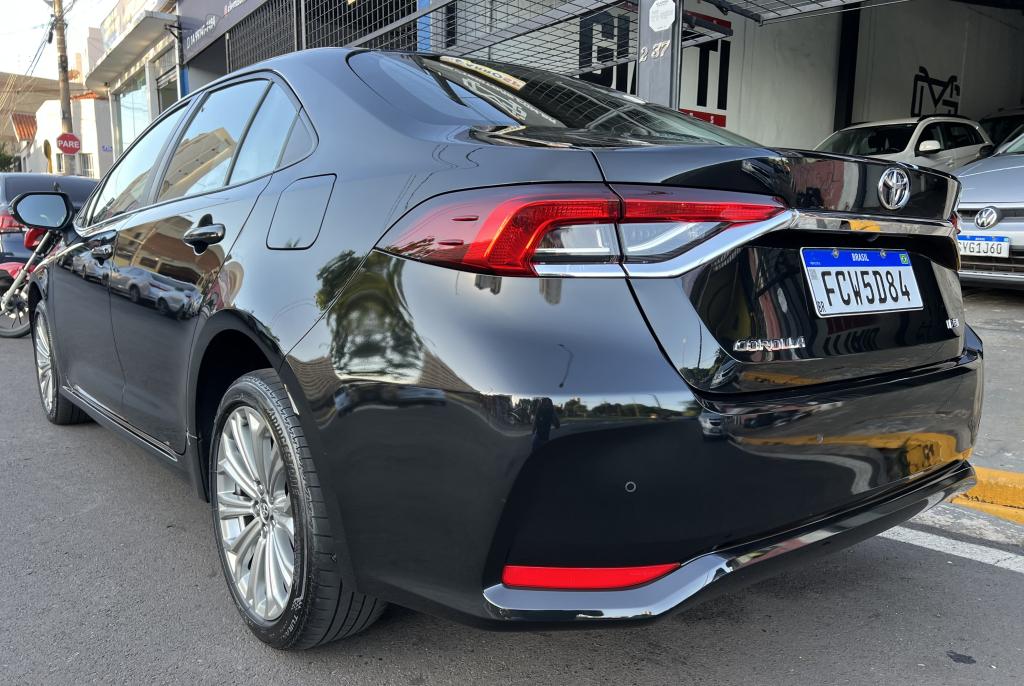 TOYOTA Corolla - Foto