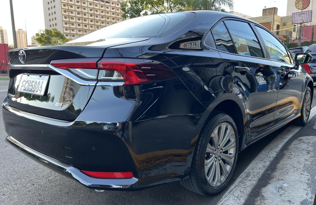 TOYOTA Corolla - Foto