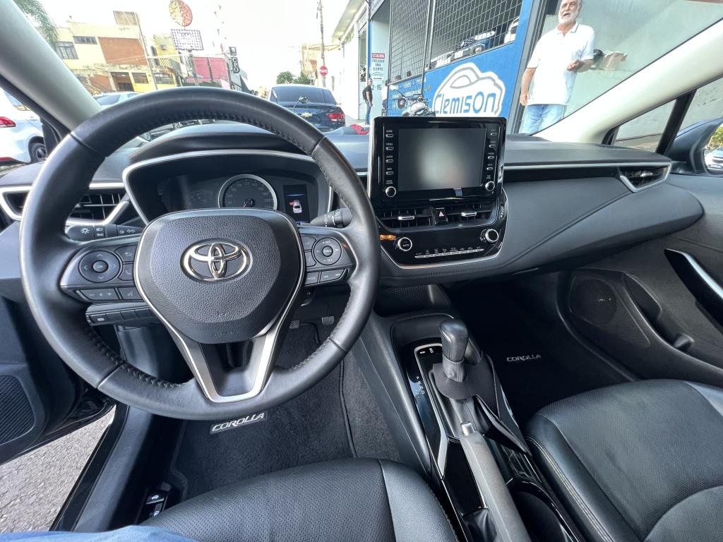 TOYOTA Corolla - Foto