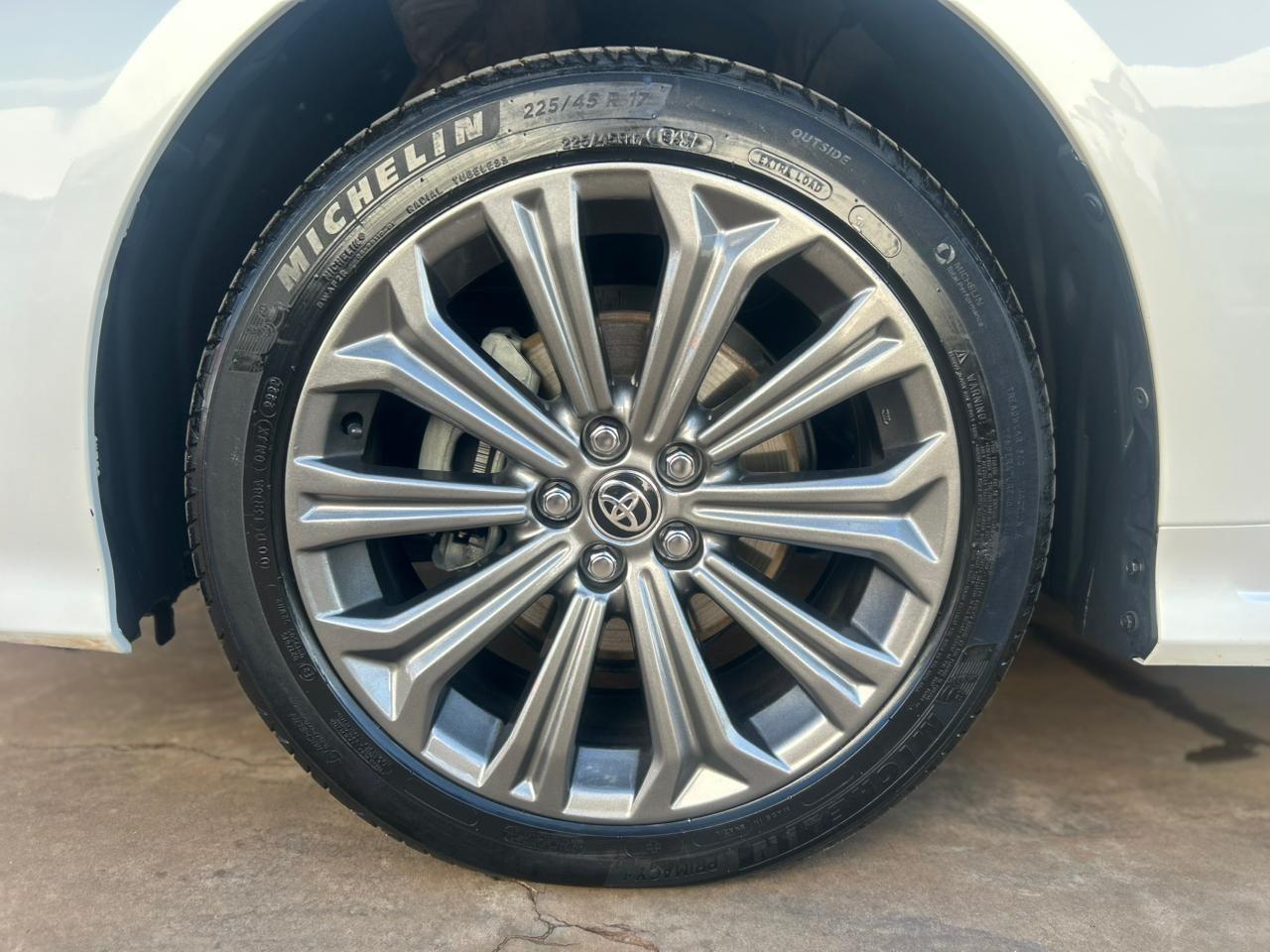 TOYOTA Corolla - Foto