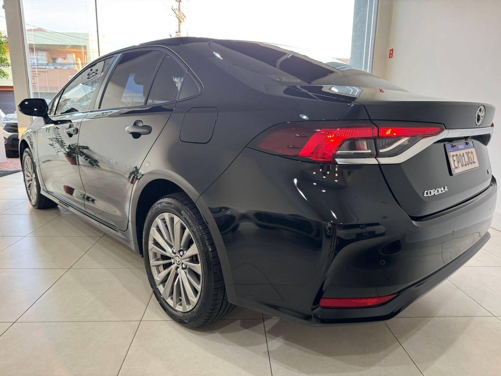 TOYOTA Corolla - Foto