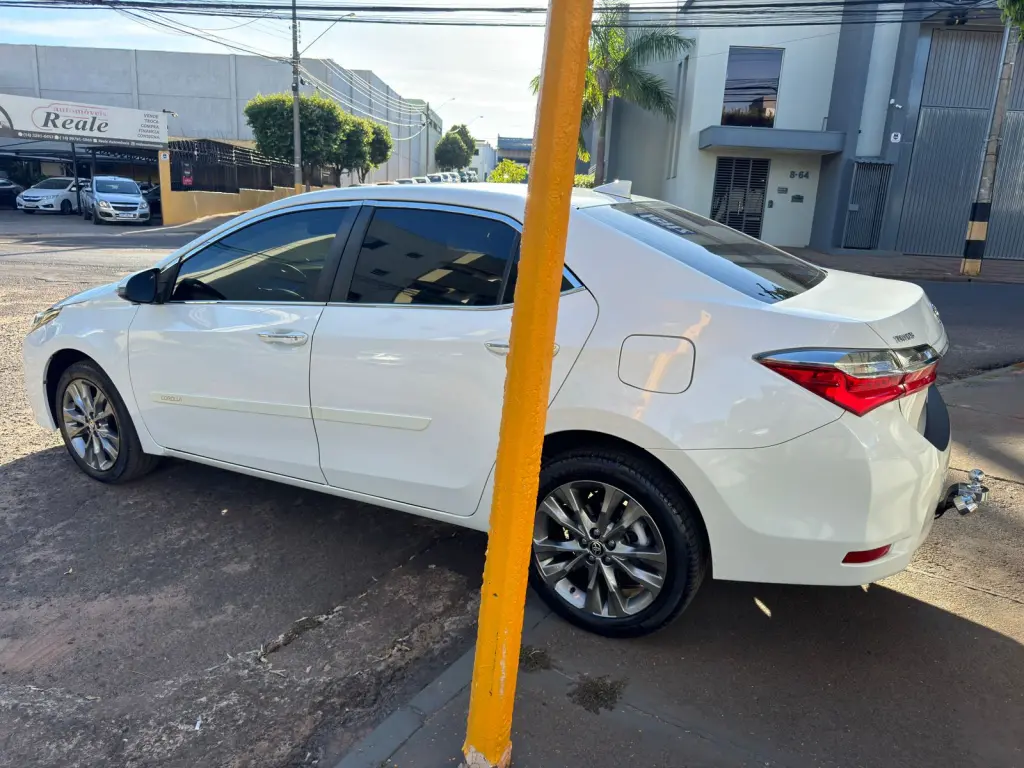 TOYOTA Corolla - Foto