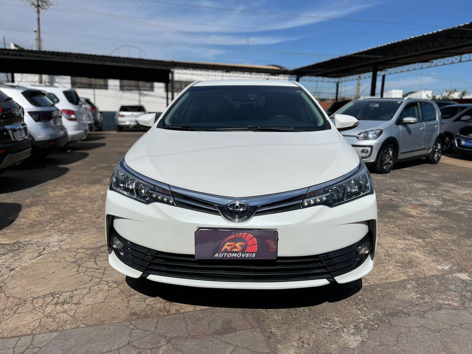 TOYOTA Corolla - Foto