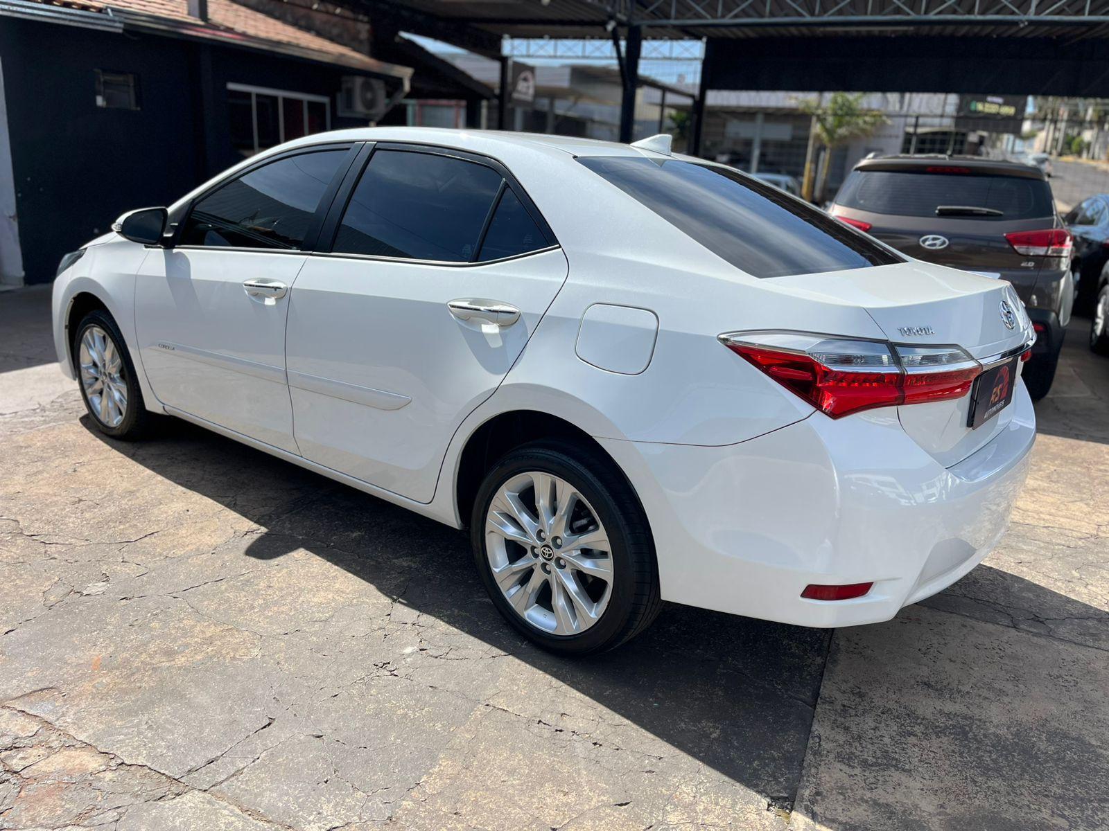 TOYOTA Corolla - Foto