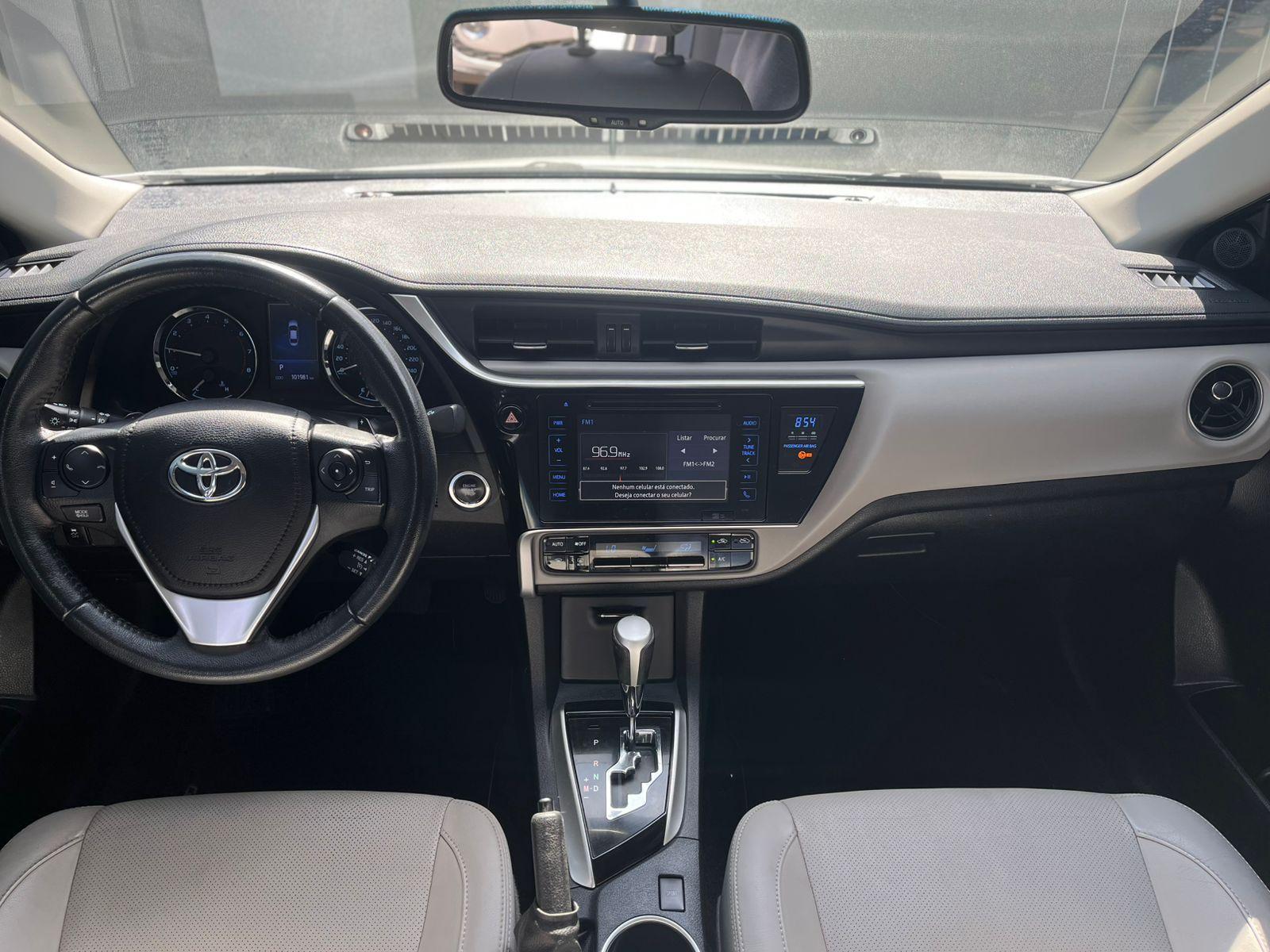 TOYOTA Corolla - Foto