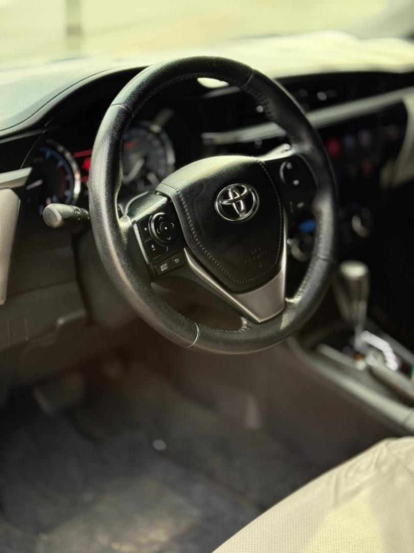 TOYOTA Corolla - Foto