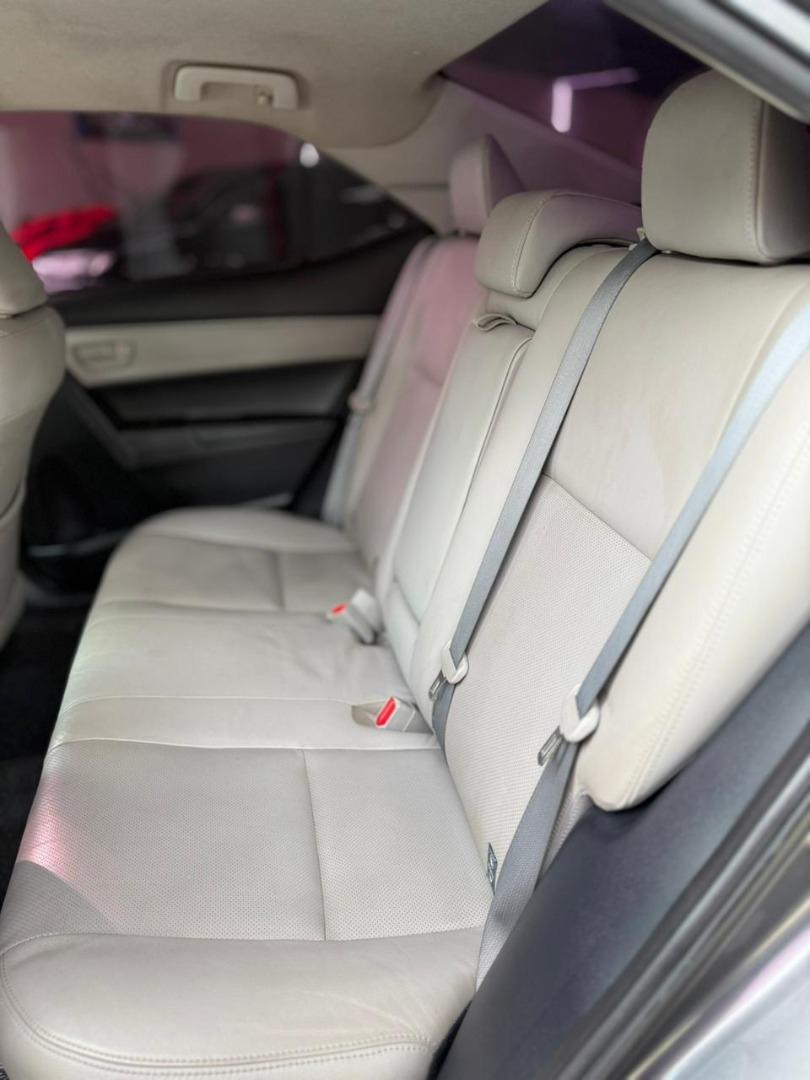 TOYOTA Corolla - Foto