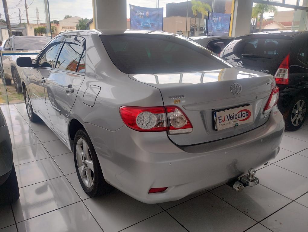 TOYOTA Corolla - Foto