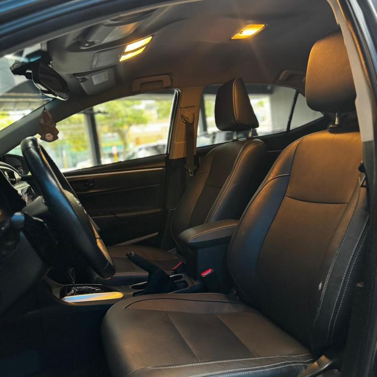 TOYOTA Corolla - Foto