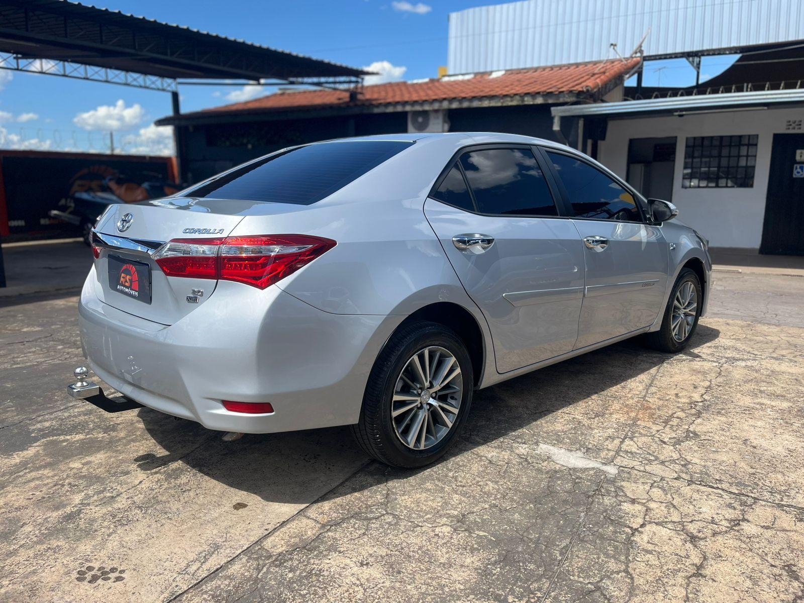 TOYOTA Corolla - Foto