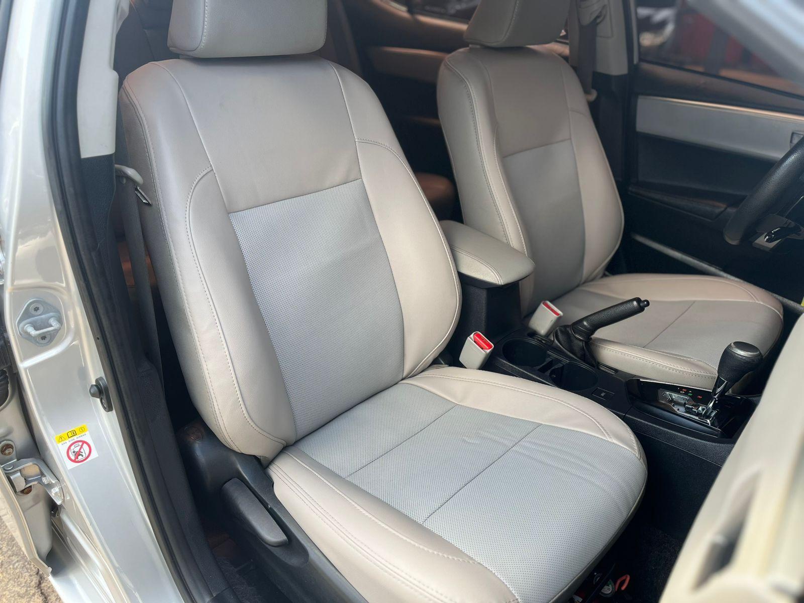 TOYOTA Corolla - Foto