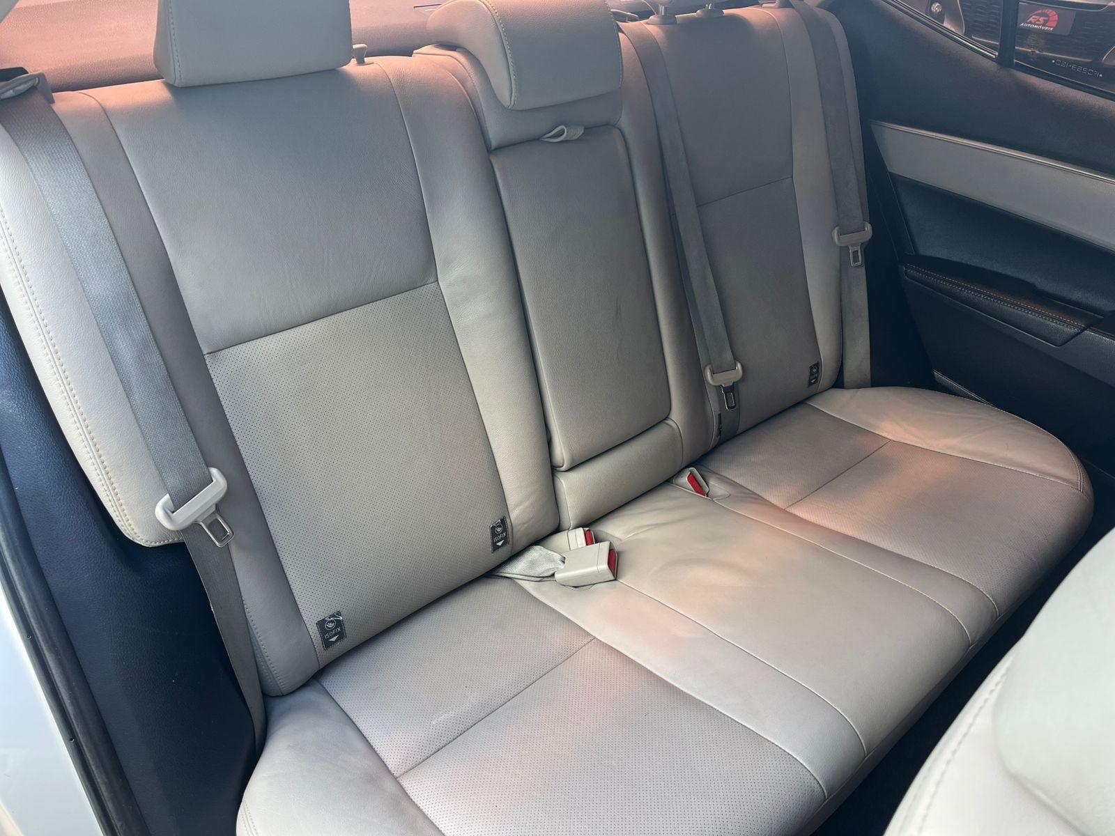 TOYOTA Corolla - Foto