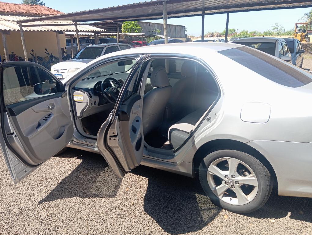 TOYOTA Corolla - Foto