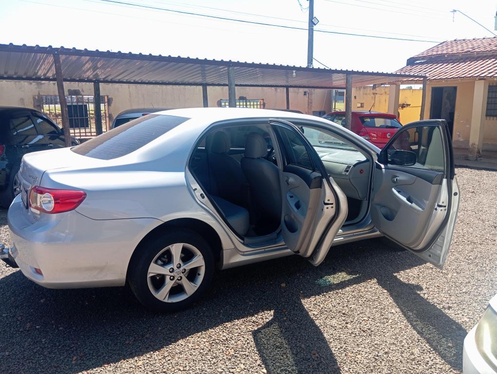 TOYOTA Corolla - Foto