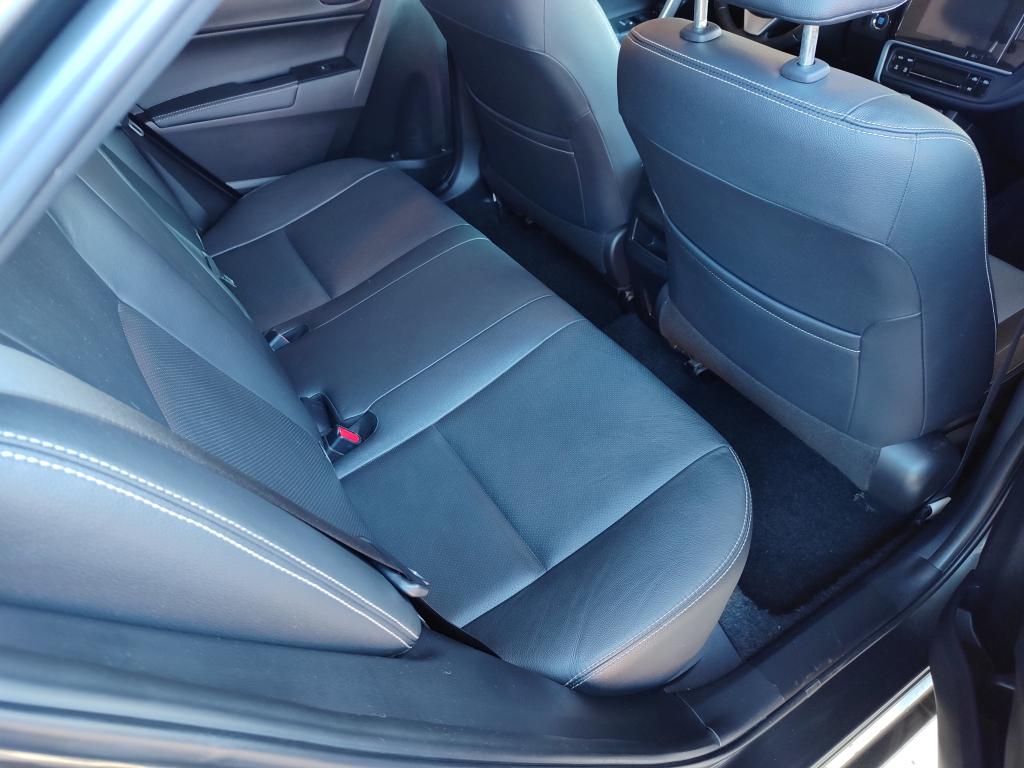 TOYOTA Corolla - Foto