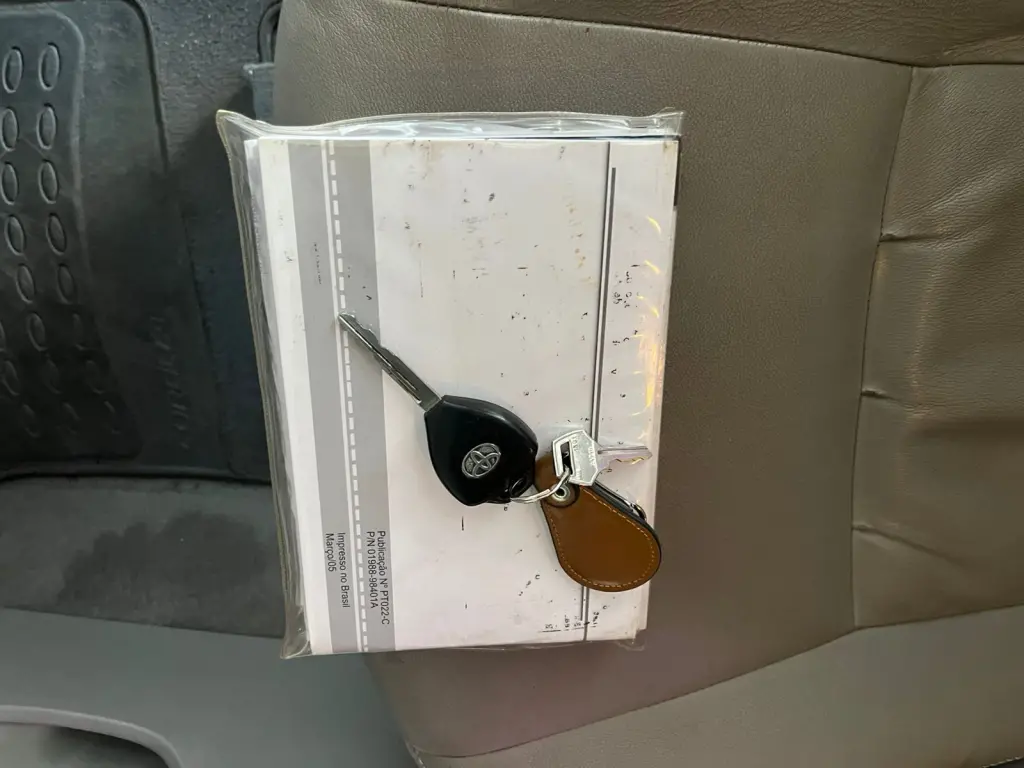 TOYOTA Corolla - Foto