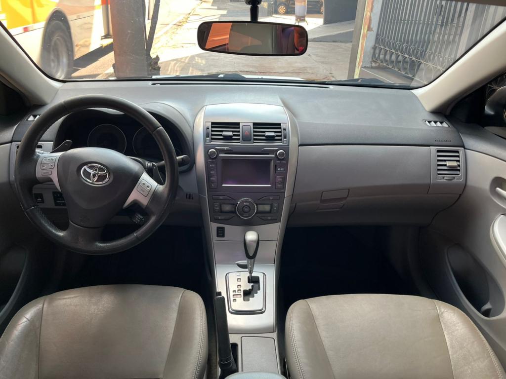 TOYOTA Corolla - Foto