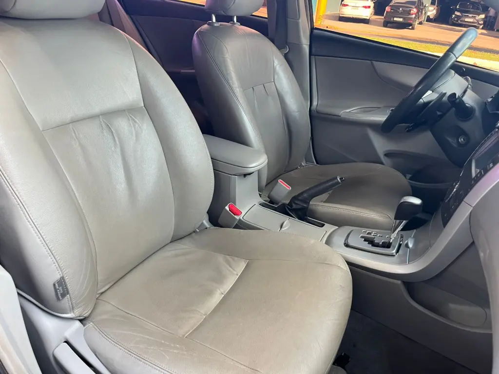 TOYOTA Corolla - Foto