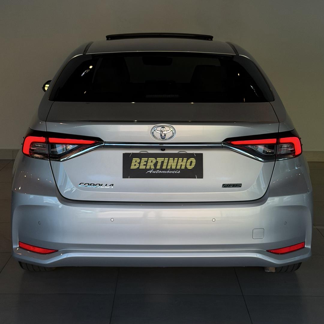 TOYOTA Corolla - Foto