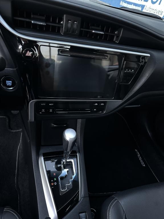 TOYOTA Corolla - Foto