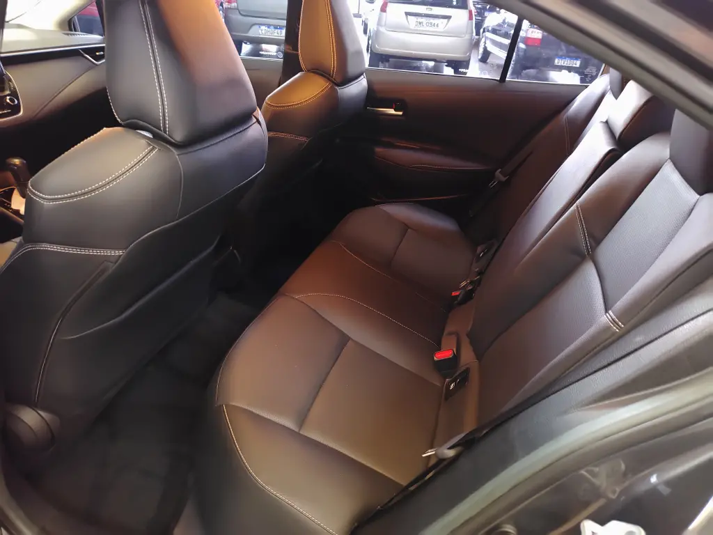 TOYOTA Corolla - Foto
