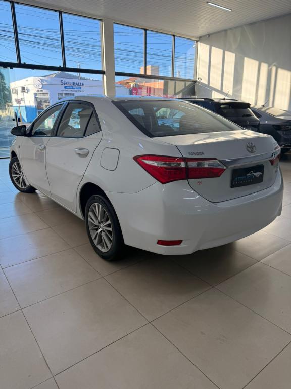 TOYOTA Corolla - Foto