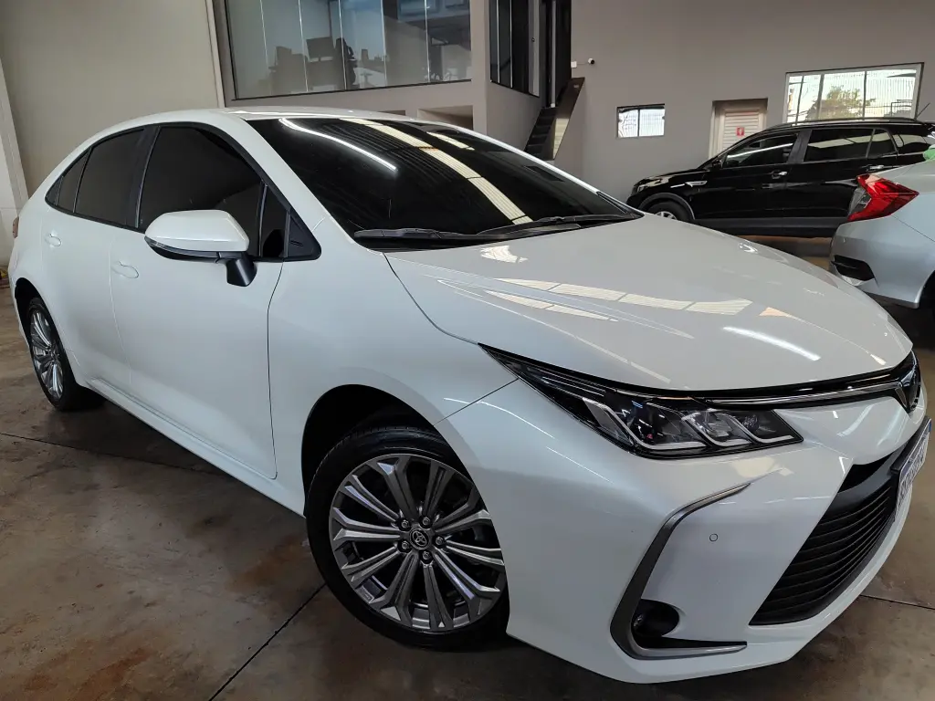 TOYOTA Corolla - Foto
