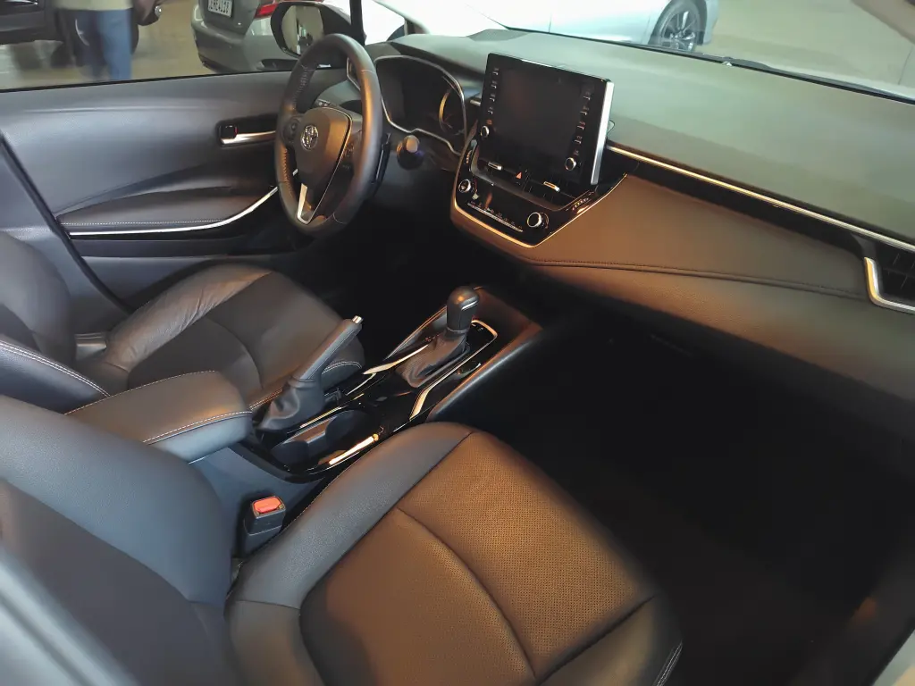 TOYOTA Corolla - Foto