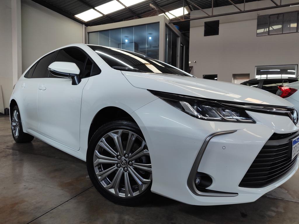 TOYOTA Corolla - Foto