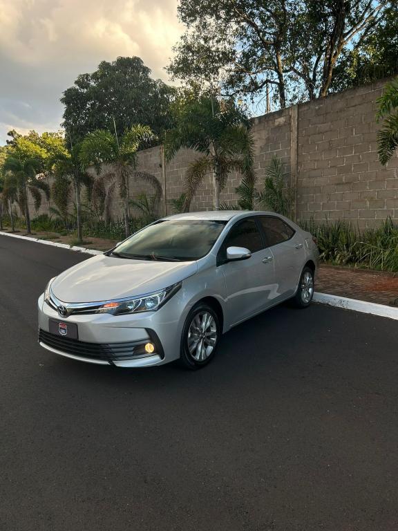 TOYOTA Corolla - Foto