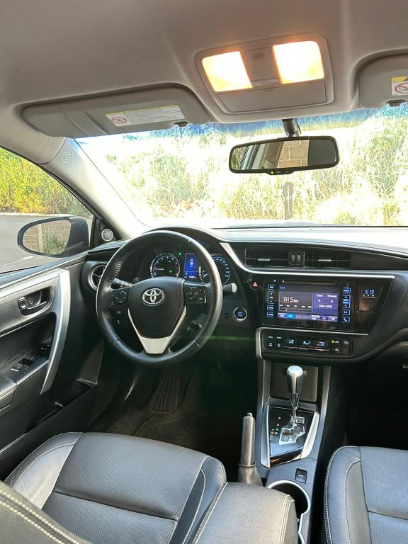 TOYOTA Corolla - Foto