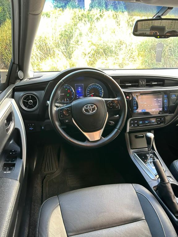 TOYOTA Corolla - Foto