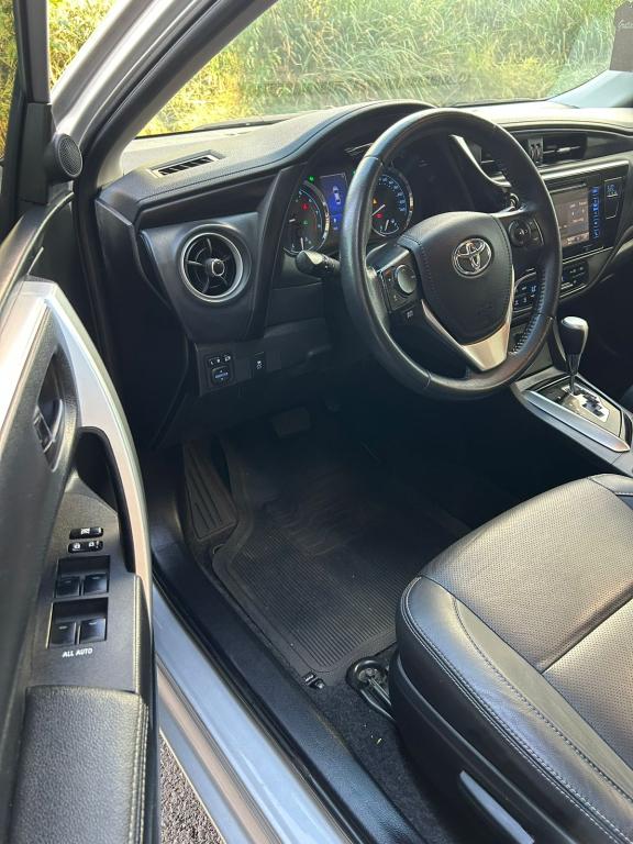 TOYOTA Corolla - Foto