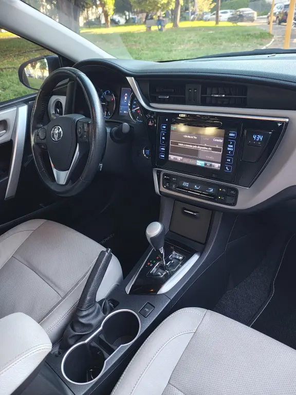 TOYOTA Corolla - Foto