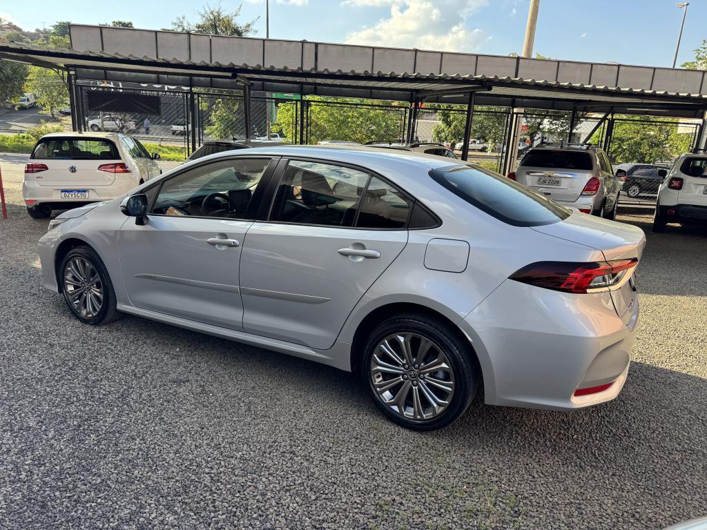 TOYOTA Corolla - Foto