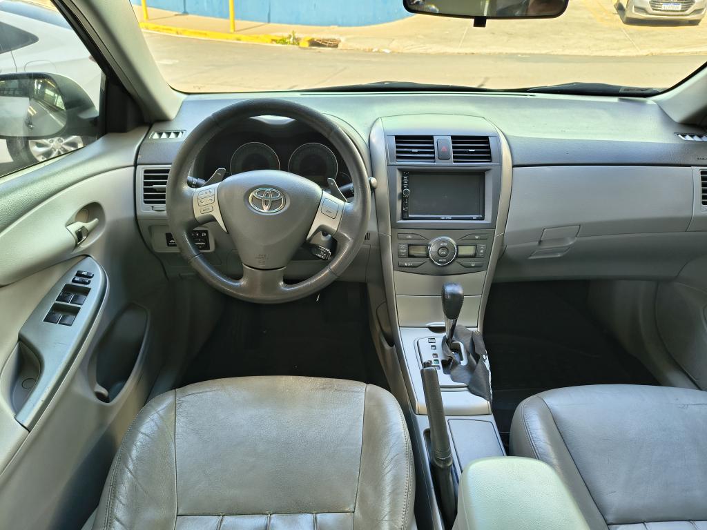 TOYOTA Corolla - Foto