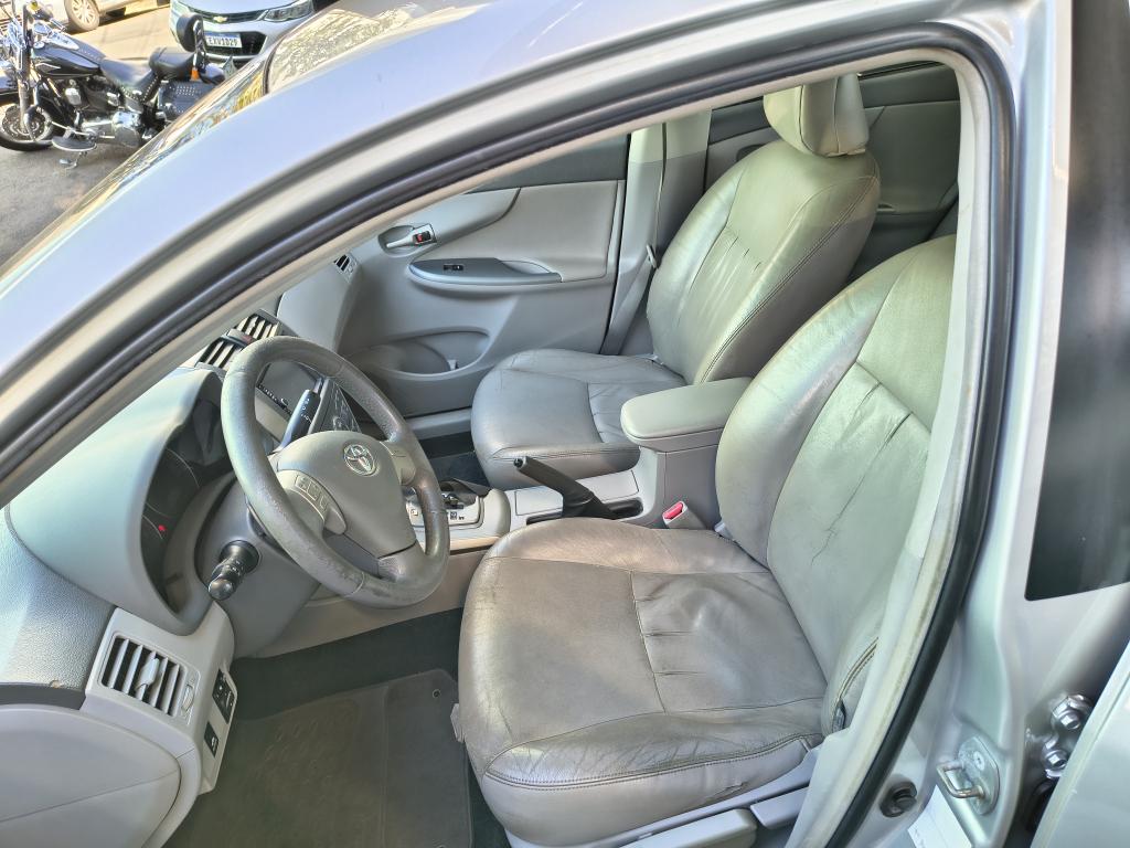 TOYOTA Corolla - Foto