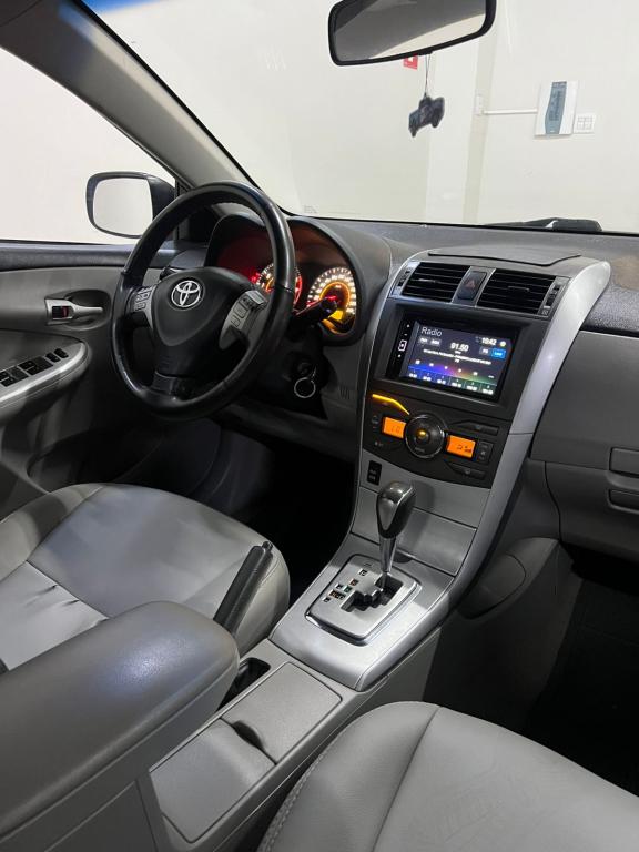 TOYOTA Corolla - Foto