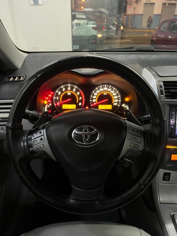 TOYOTA Corolla - Foto