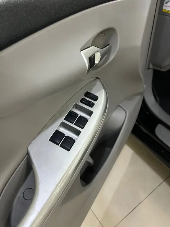 TOYOTA Corolla - Foto