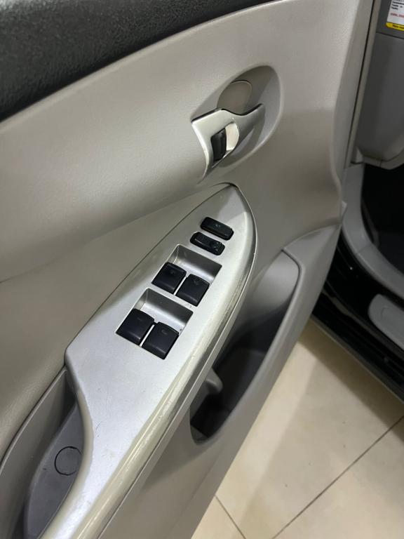 TOYOTA Corolla - Foto