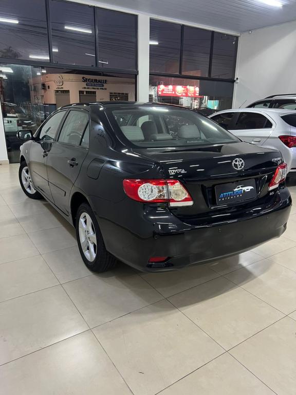 TOYOTA Corolla - Foto