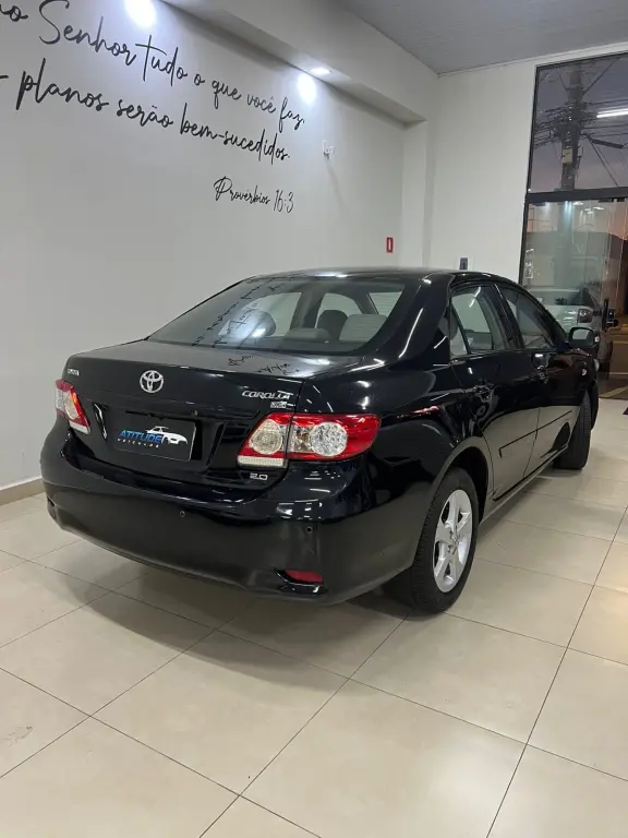 TOYOTA Corolla - Foto