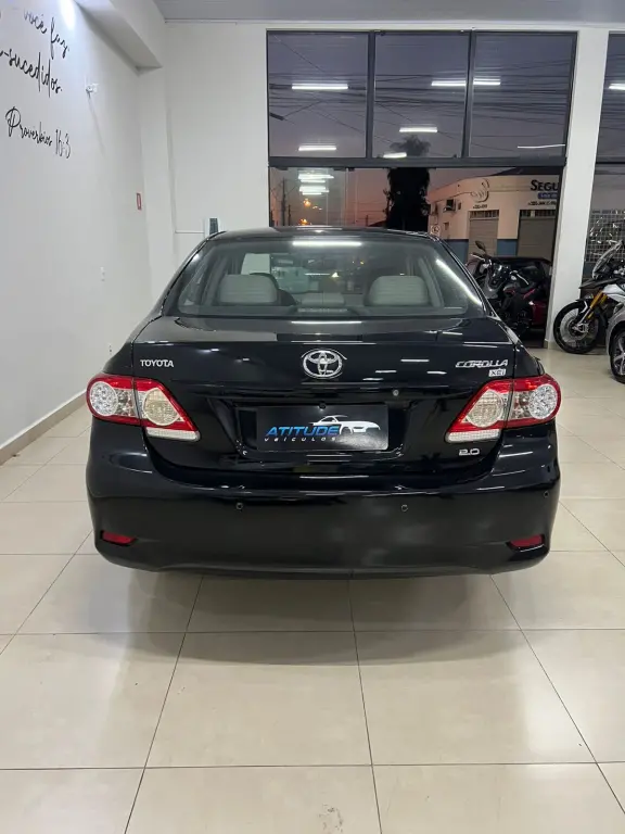 TOYOTA Corolla - Foto