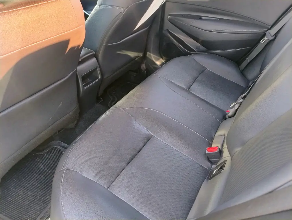 TOYOTA Corolla - Foto