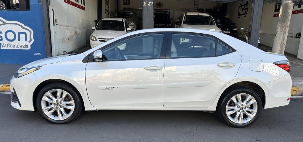 TOYOTA Corolla - Foto