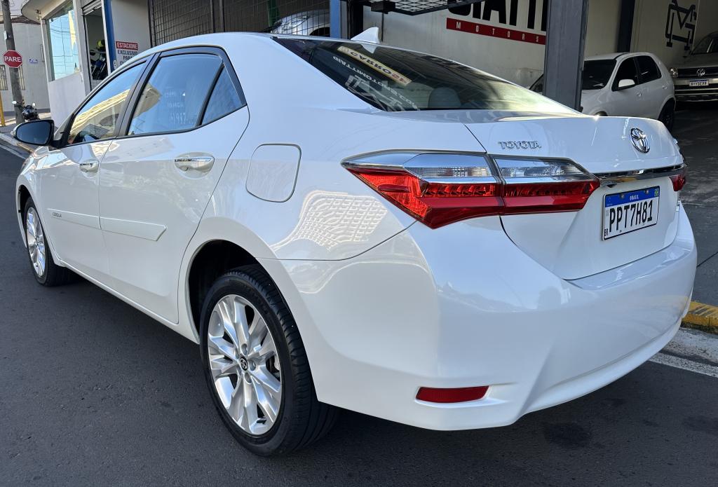 TOYOTA Corolla - Foto