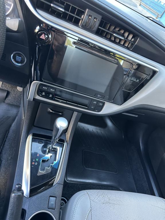TOYOTA Corolla - Foto